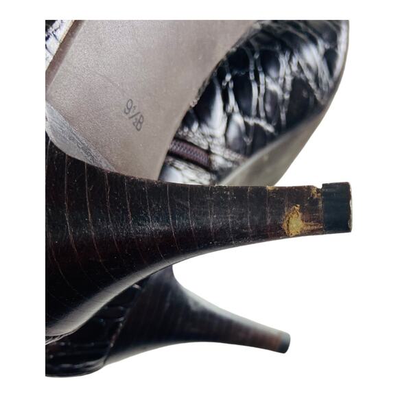 4089 TALBOTS Booties Womens 9.5B Dark Brown Croc Embossed Leather Ankle Chiccore - Picture 8 of 8